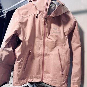 Arc'teryx Beta LT Jacket Small